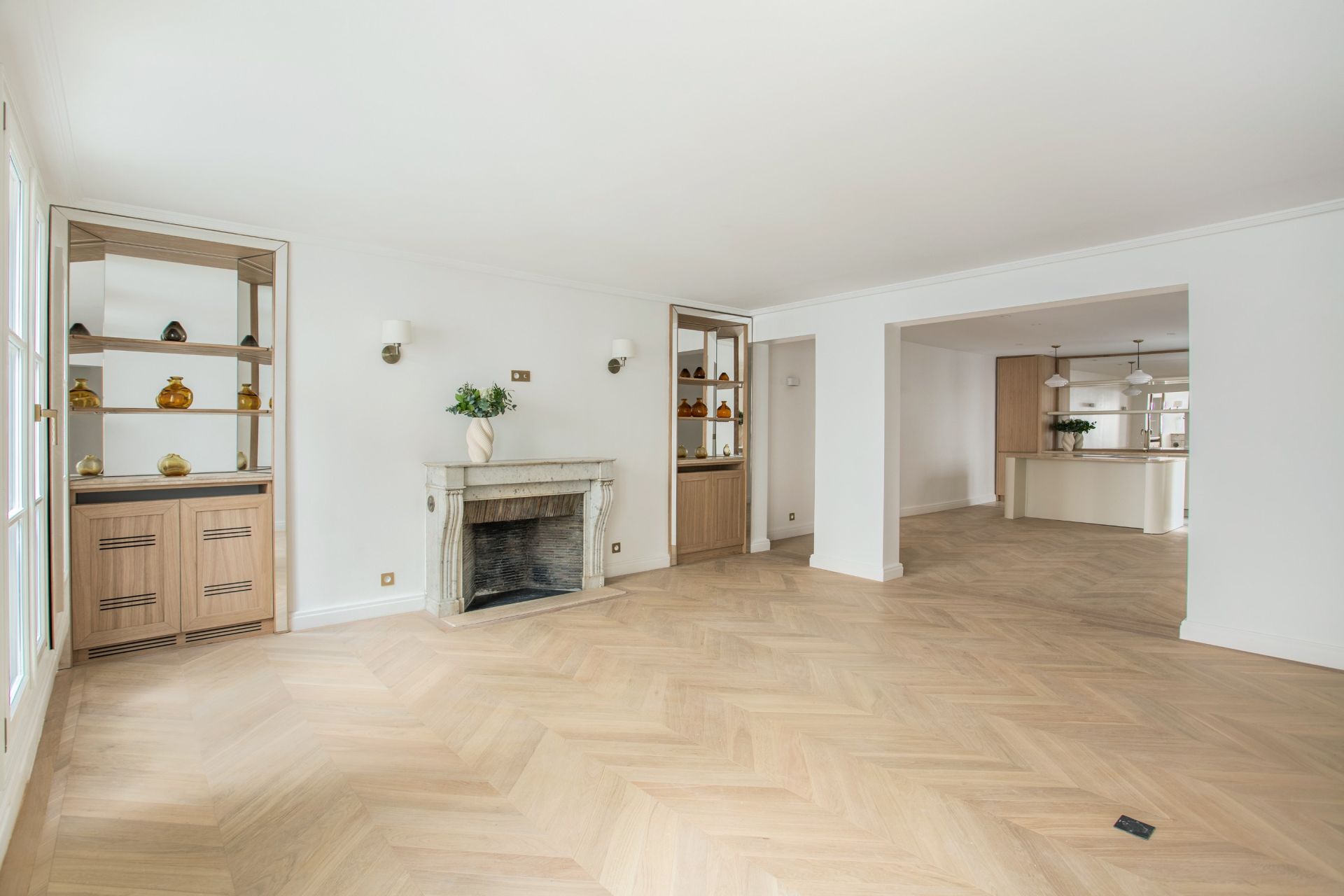 apartment 3 Rooms for sale on PARIS (75007)