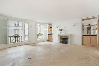 Vente Appartement Paris 7 3 Pièces 135 m²