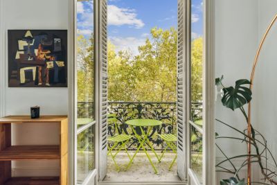 Rental Apartment Paris 9 3 Rooms 62.17 m²