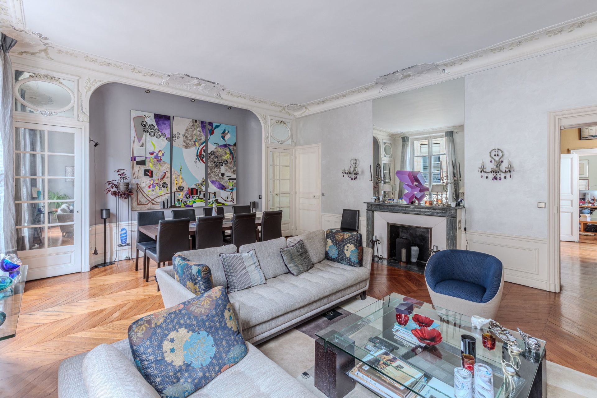 apartment 5 Rooms for sale on PARIS (75001)