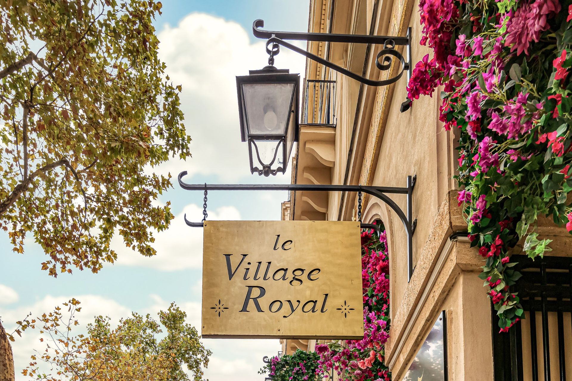 apartment 5 Rooms for sale on PARIS (75008)