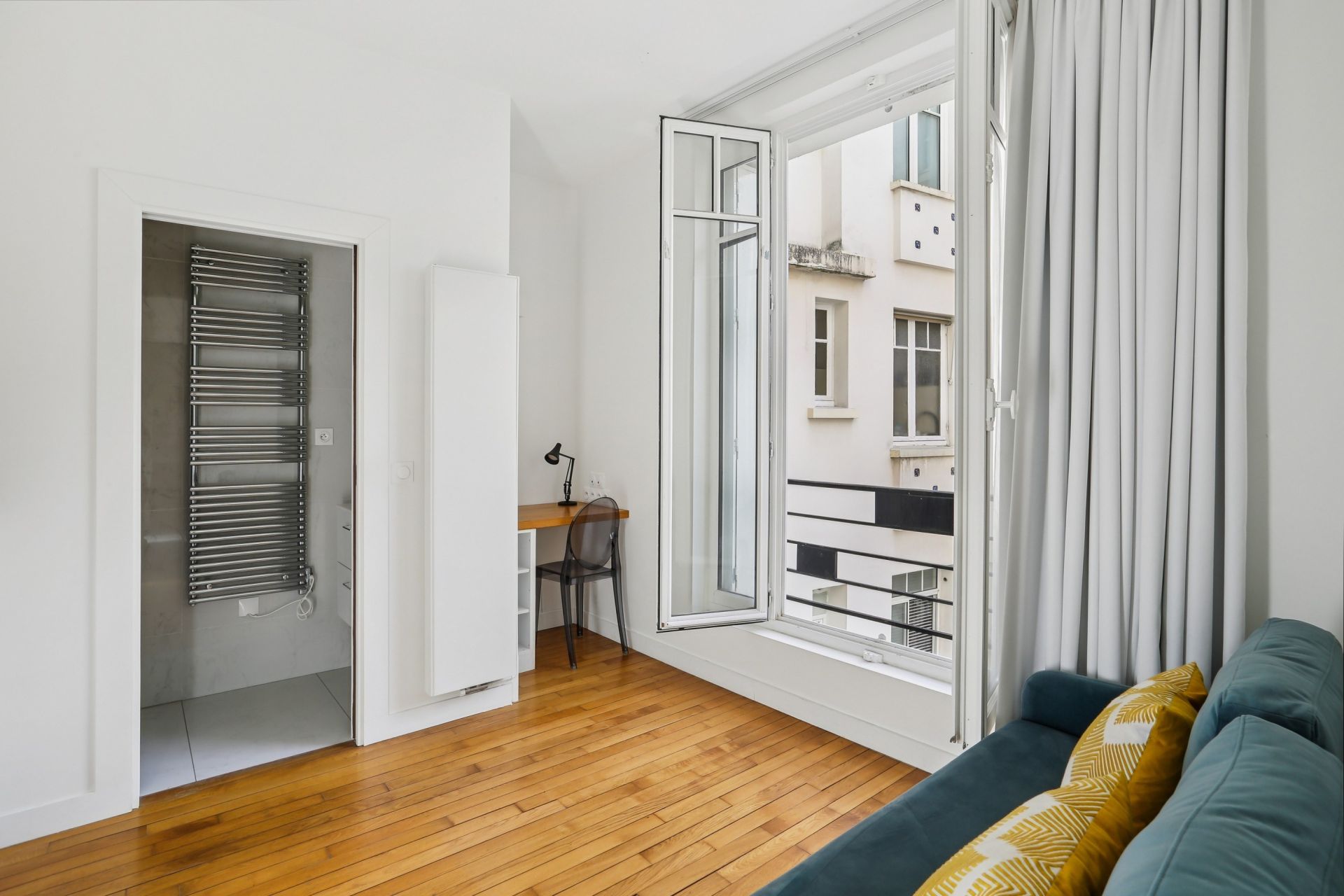 apartment 3 Rooms for rent on PARIS (75007)