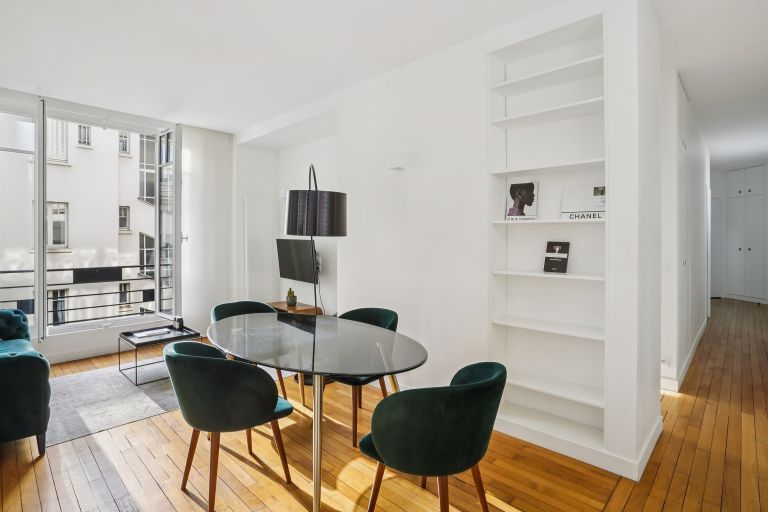 apartment 3 Rooms for rent on PARIS (75007)