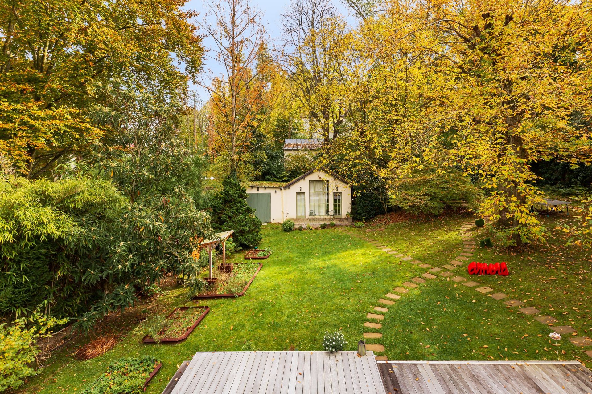 house 7 Rooms for sale on RUEIL MALMAISON (92500)