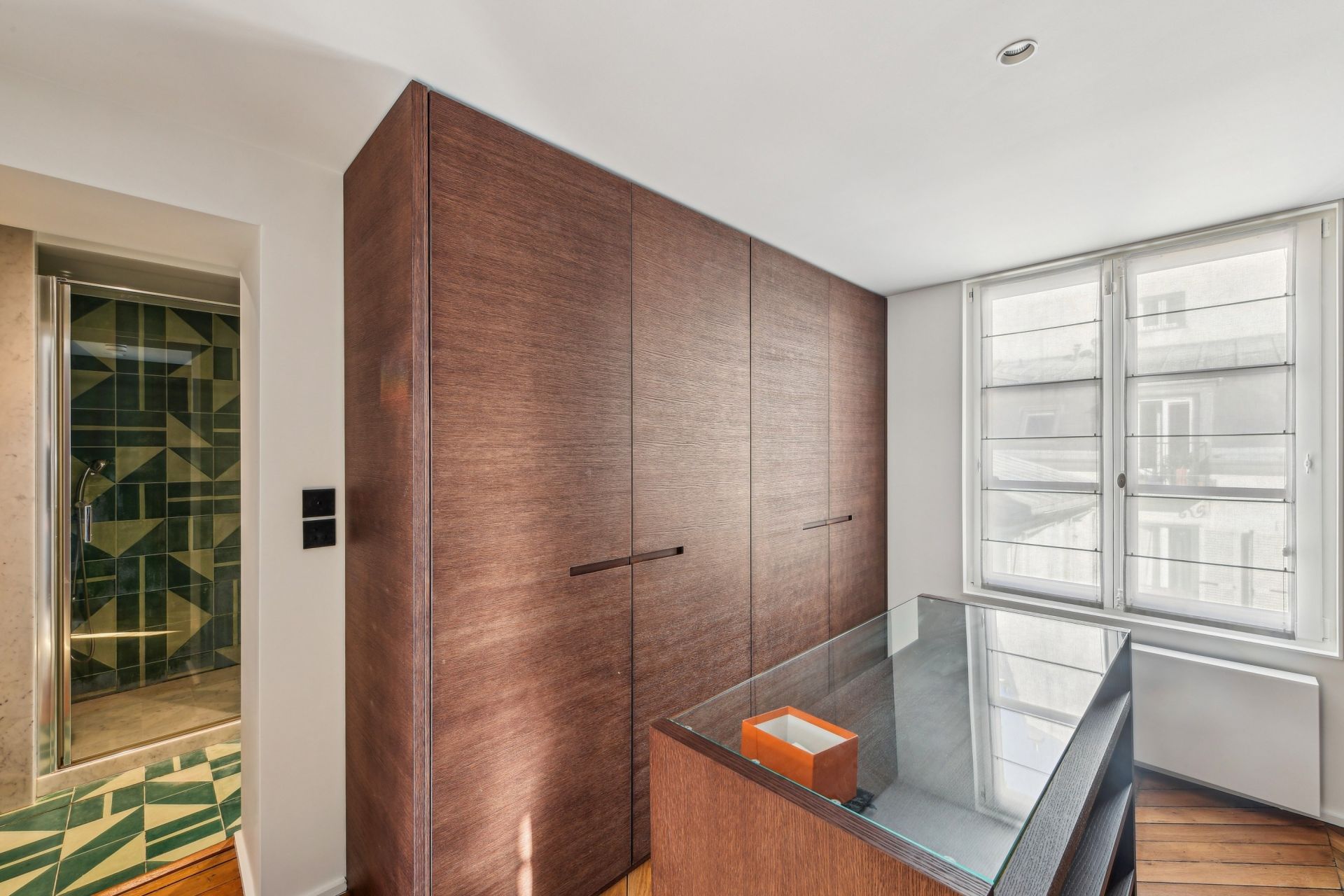 apartment 5 Rooms for rent on PARIS (75008)