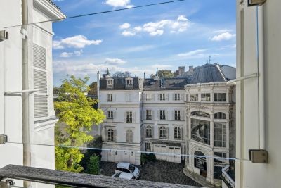 Location Appartement Paris 8 5&nbsp;Pièces 155&nbsp;m²