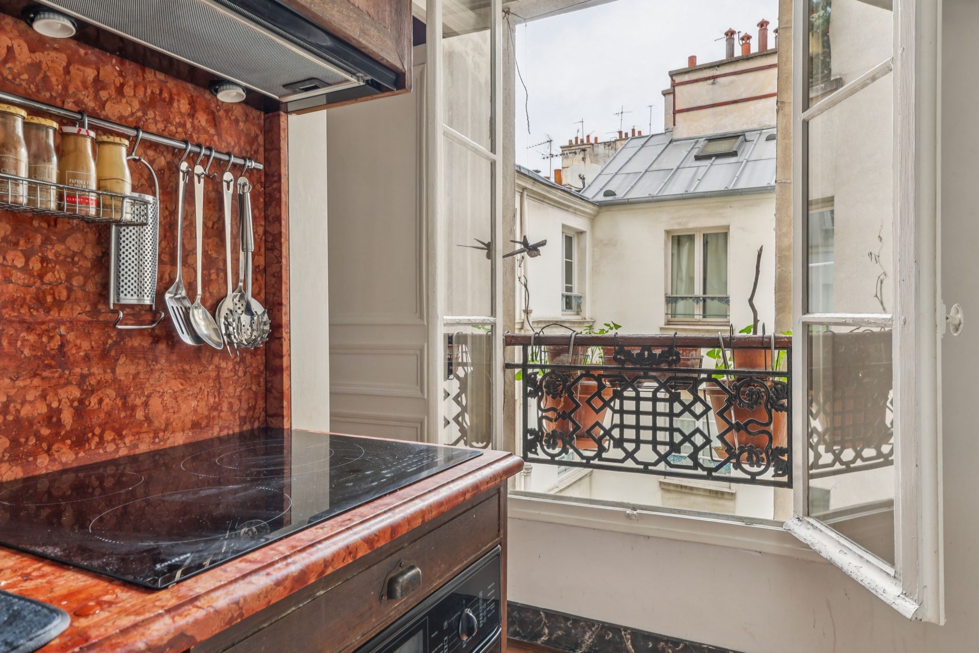 apartment 3 Rooms for sale on PARIS (75006)
