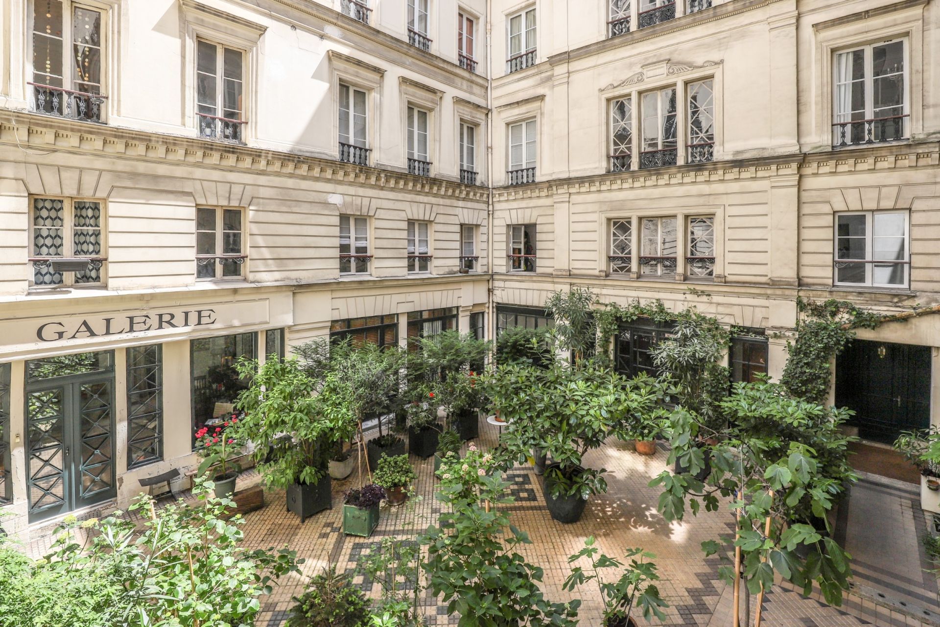 appartement 5 Pièces en vente sur PARIS (75007)