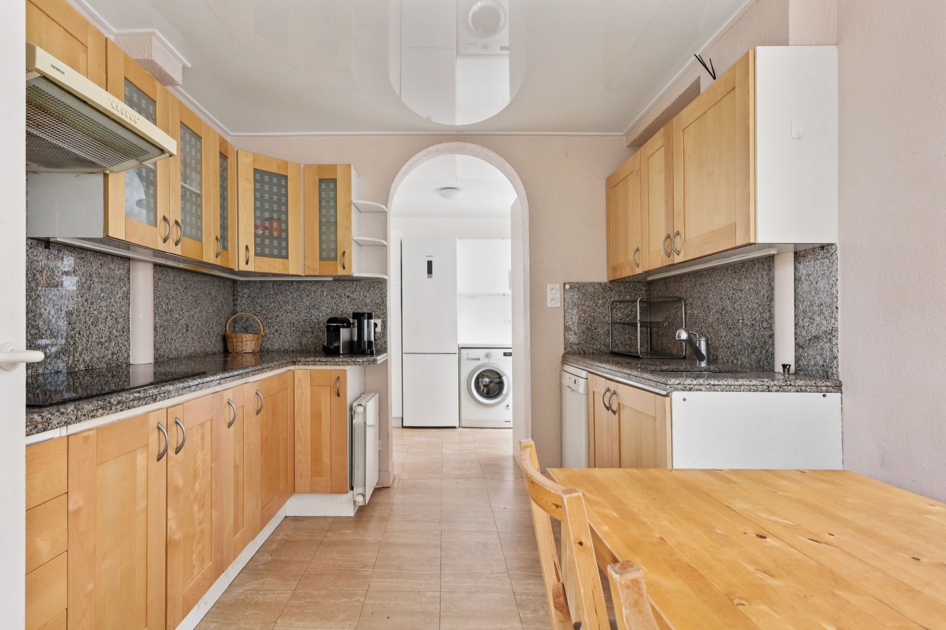 apartment 5 Rooms for sale on PARIS (75015)