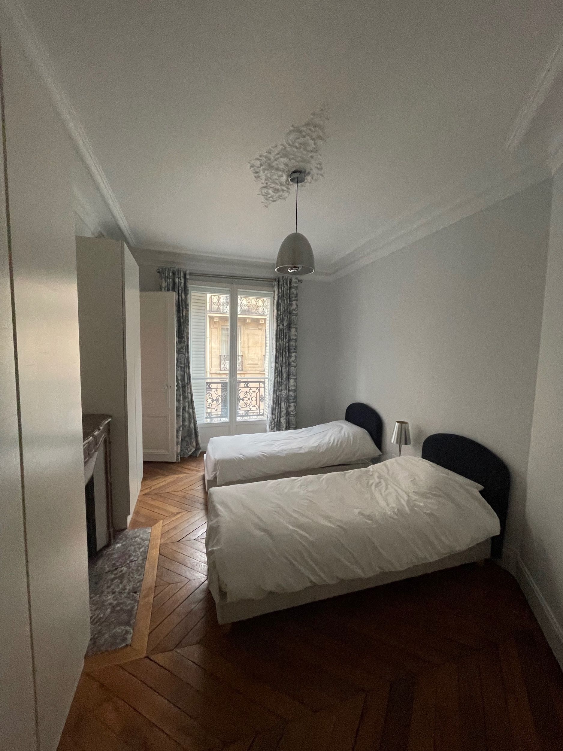 apartment 3 Rooms for rent on PARIS (75008)