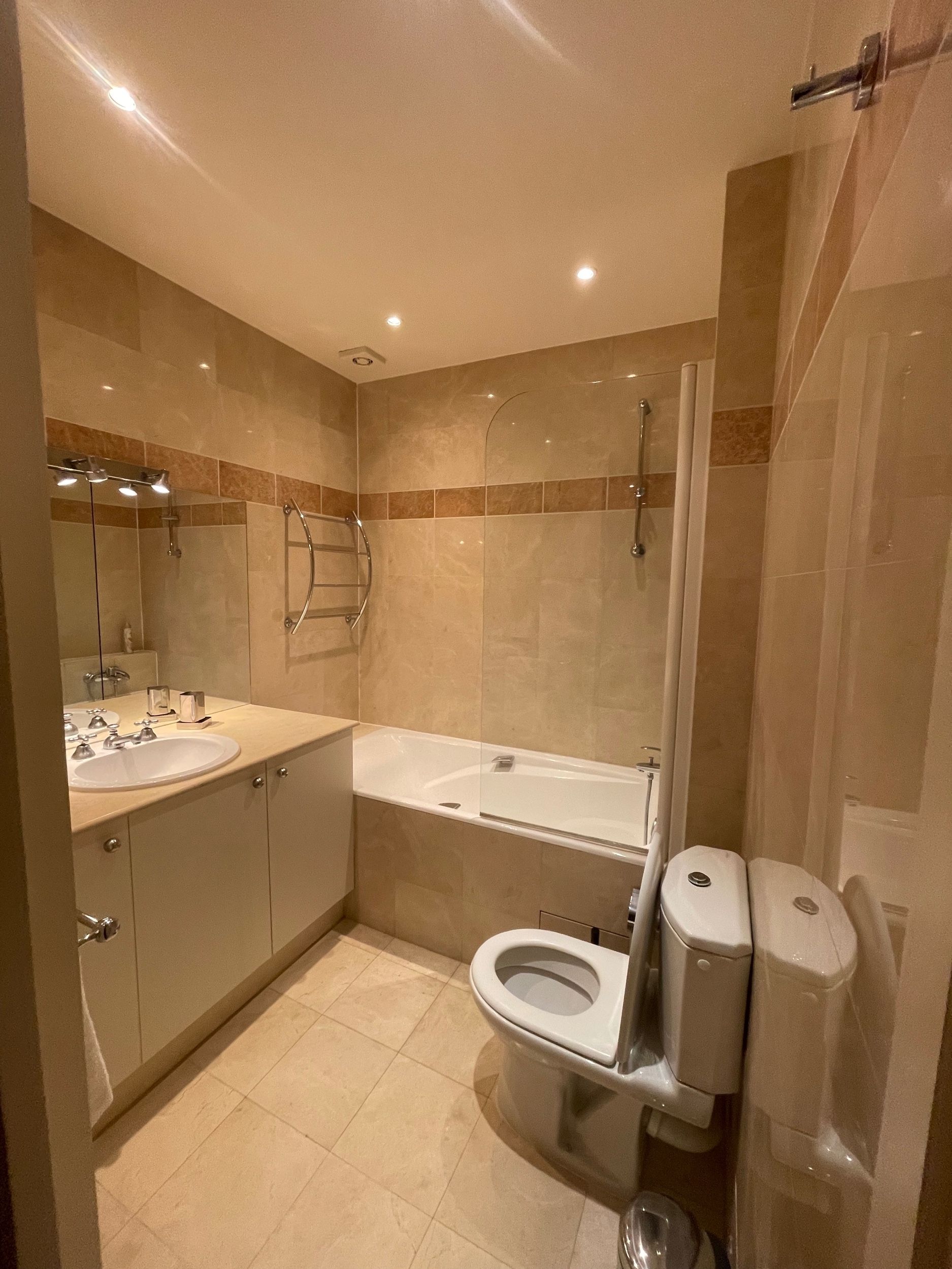 apartment 3 Rooms for rent on PARIS (75008)