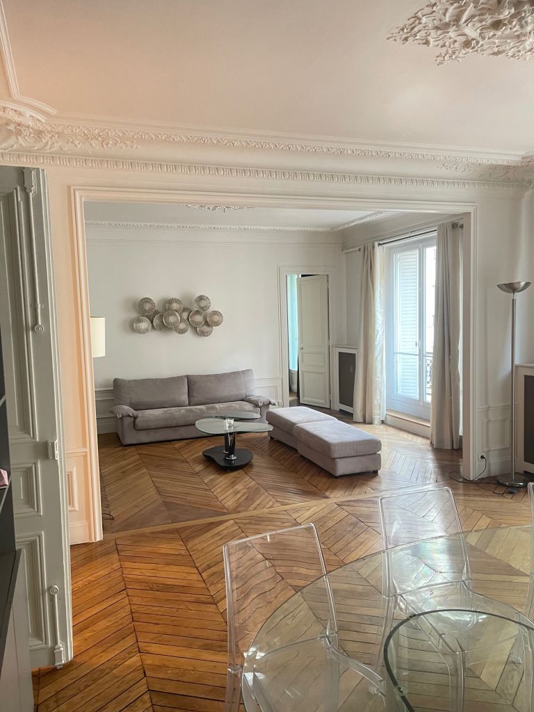 apartment 3 Rooms for rent on PARIS (75008)
