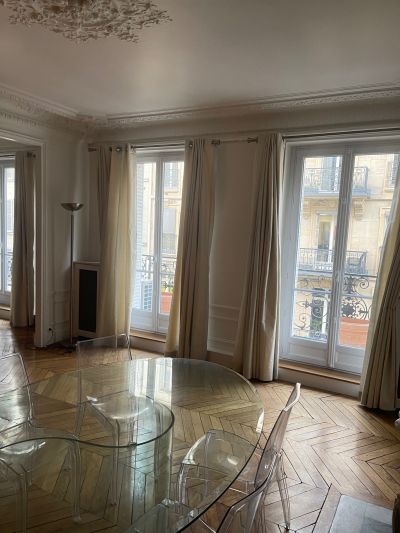 Rental Apartment Paris 8 3 Rooms 106.22 m²