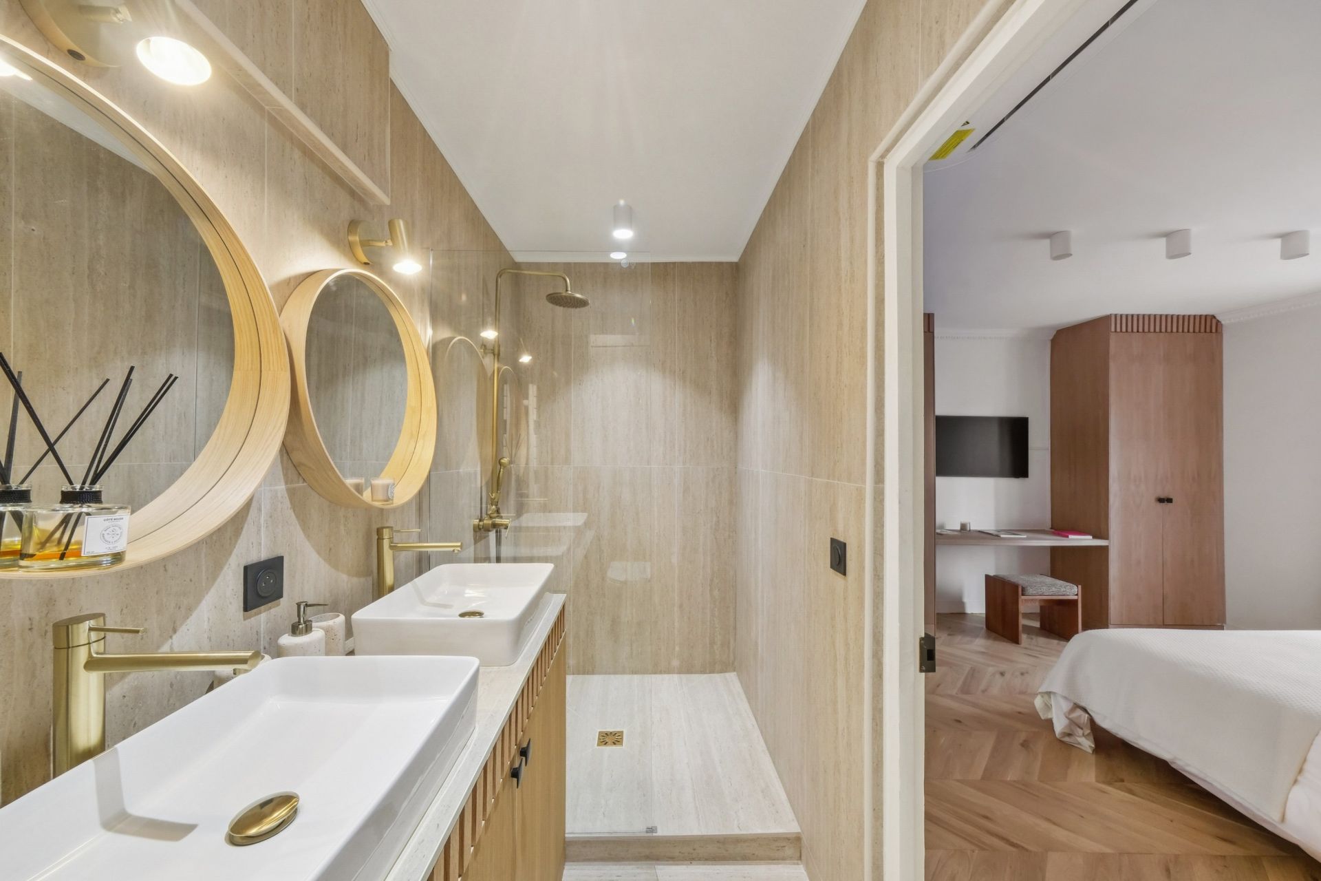 appartement 5 Pièces en vente sur PARIS (75007)