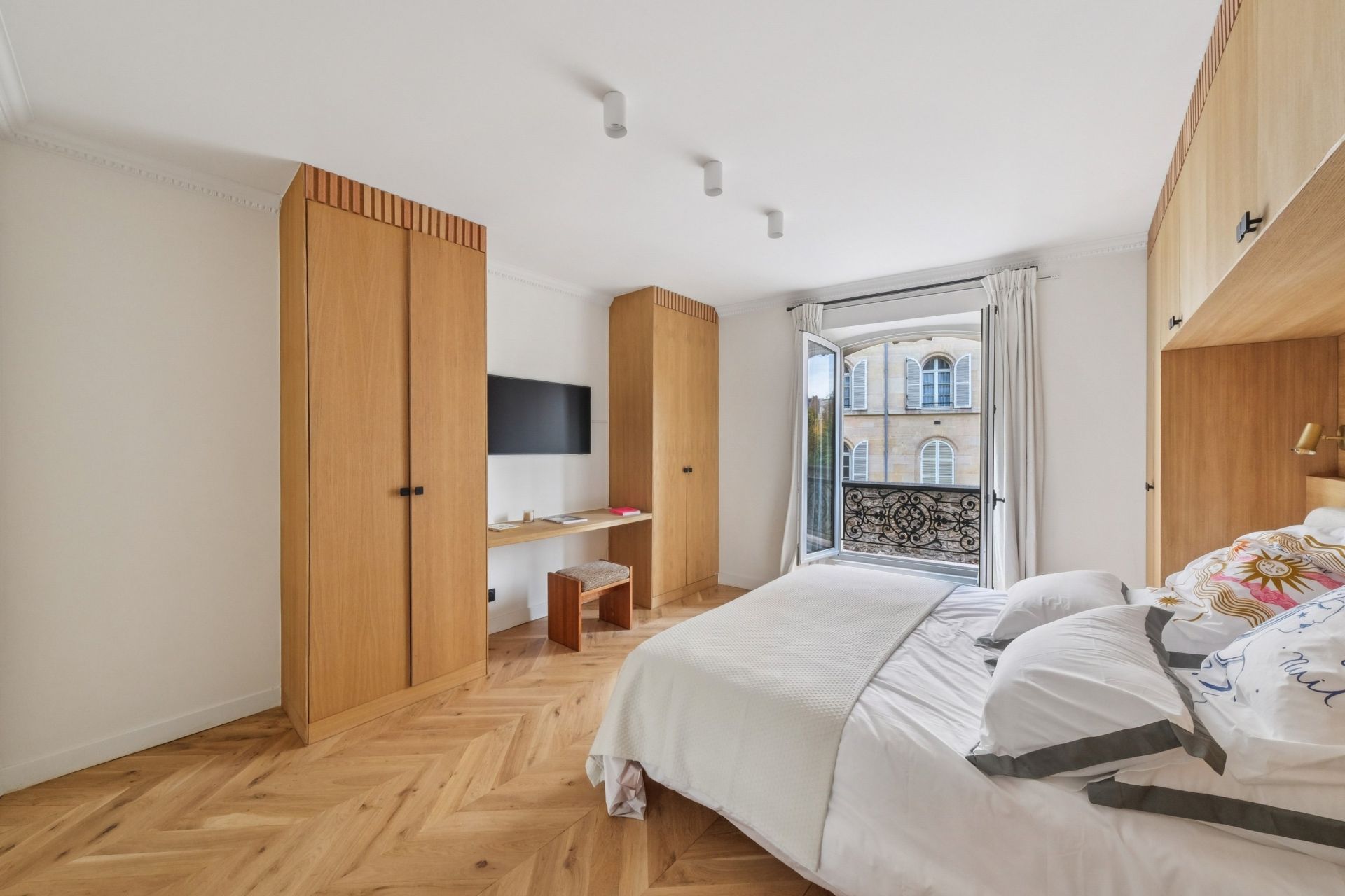 appartement 5 Pièces en vente sur PARIS (75007)