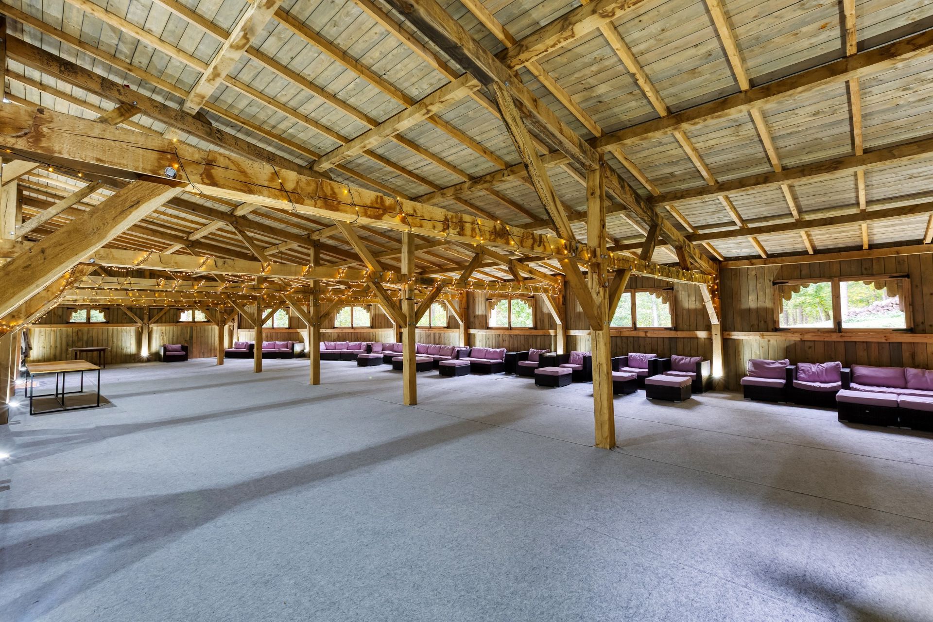 hunting estate 20 Rooms for sale on MONTCHEVREUIL (60240)