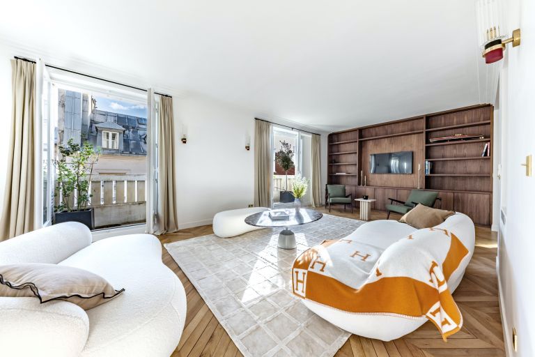 appartement 5 Pièces en vente sur PARIS (75007)
