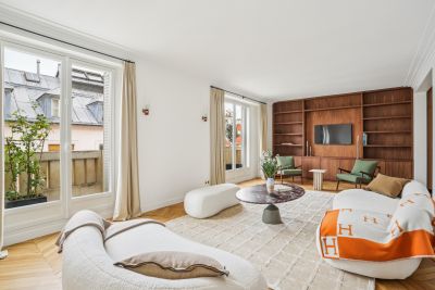 Sale Apartment Paris 7 5 Rooms 120 m²