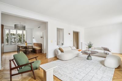 Sale Apartment Paris 7 5 Rooms 120 m²