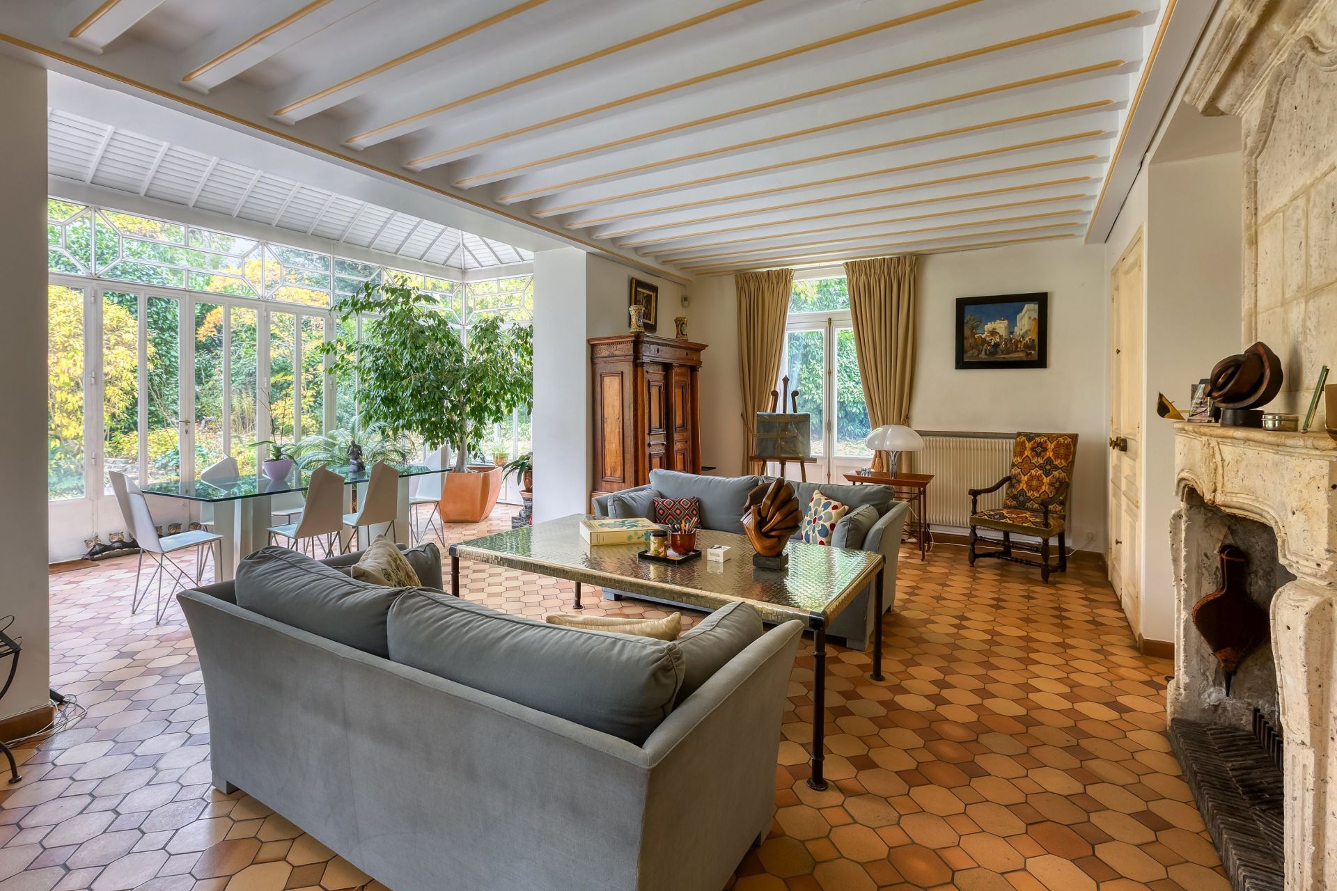 maison 12 Pièces en vente sur MARNES LA COQUETTE (92430)