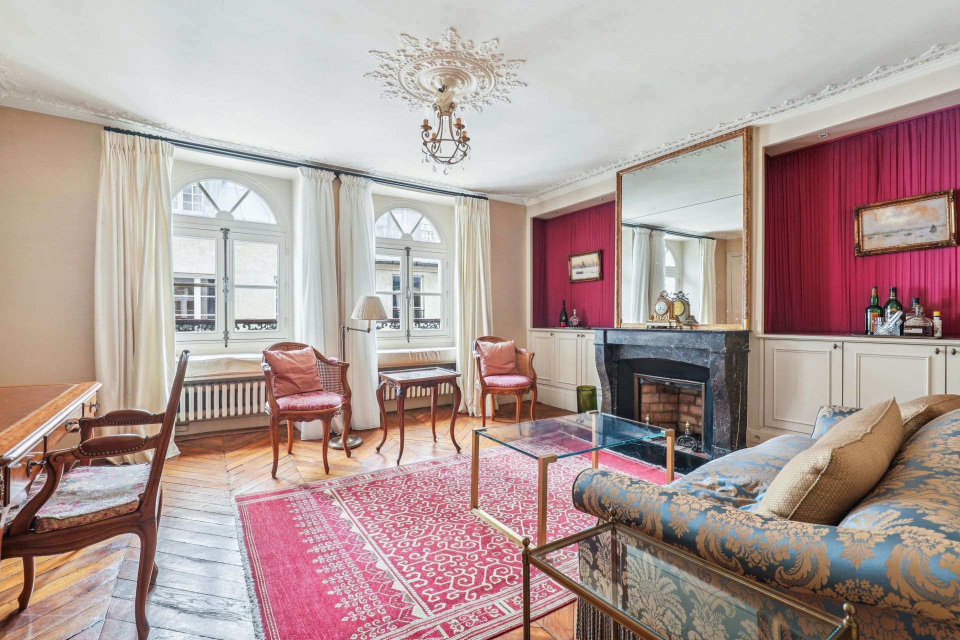 apartment 2 Rooms for sale on PARIS (75007)