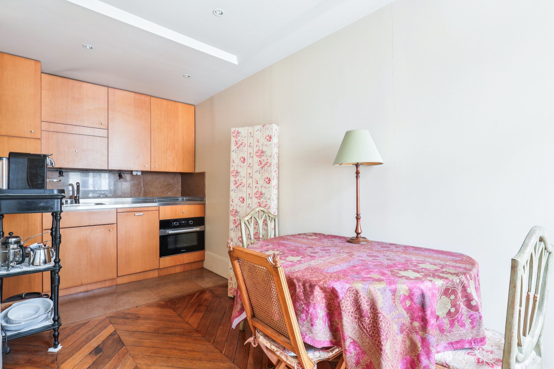 apartment 2 Rooms for sale on PARIS (75007)
