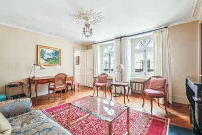 Sale Apartment Paris 7 2 Rooms 60 m²