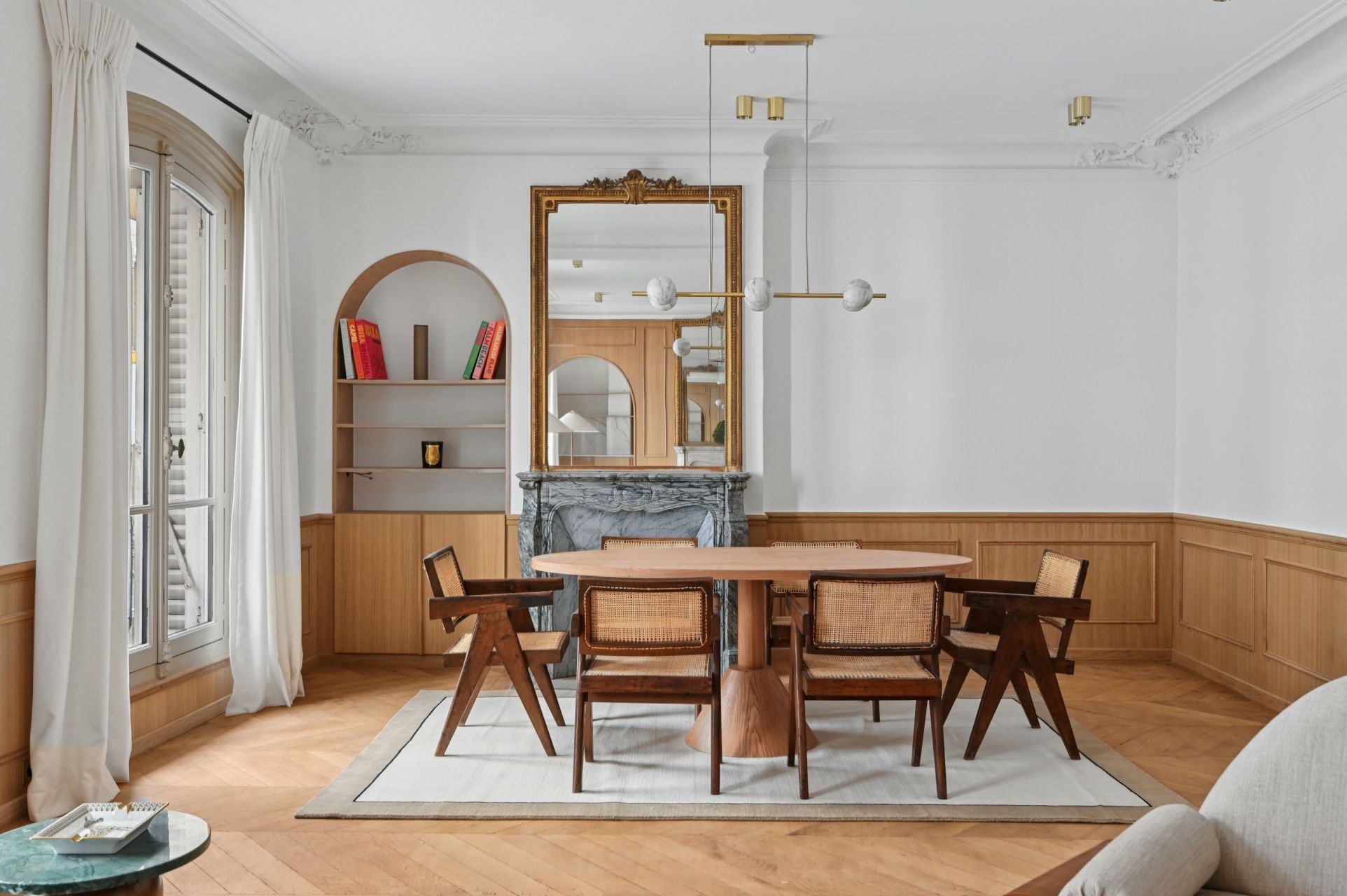 apartment 5 Rooms for sale on PARIS (75007)