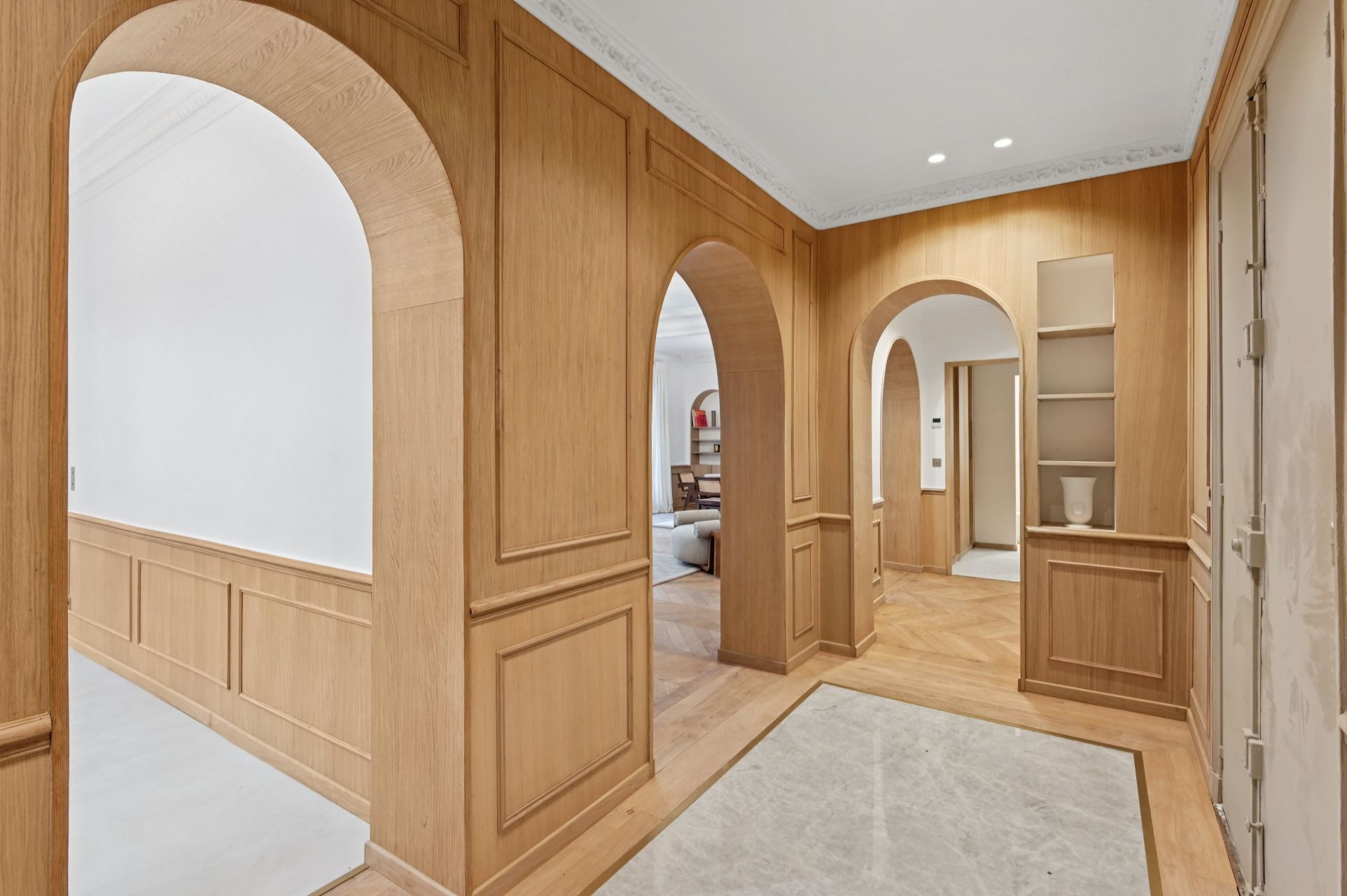 apartment 5 Rooms for sale on PARIS (75007)