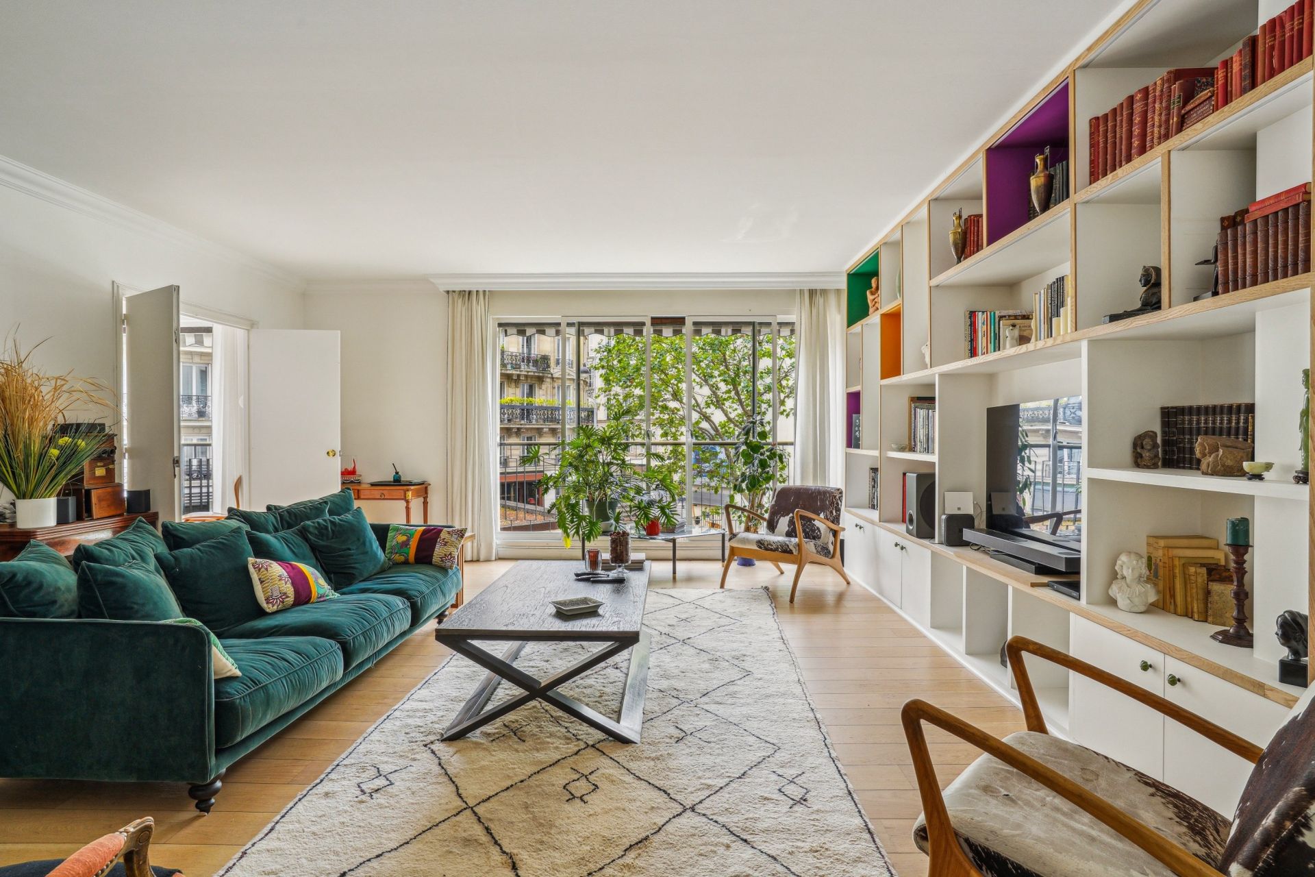 apartment 5 Rooms for sale on PARIS (75016)