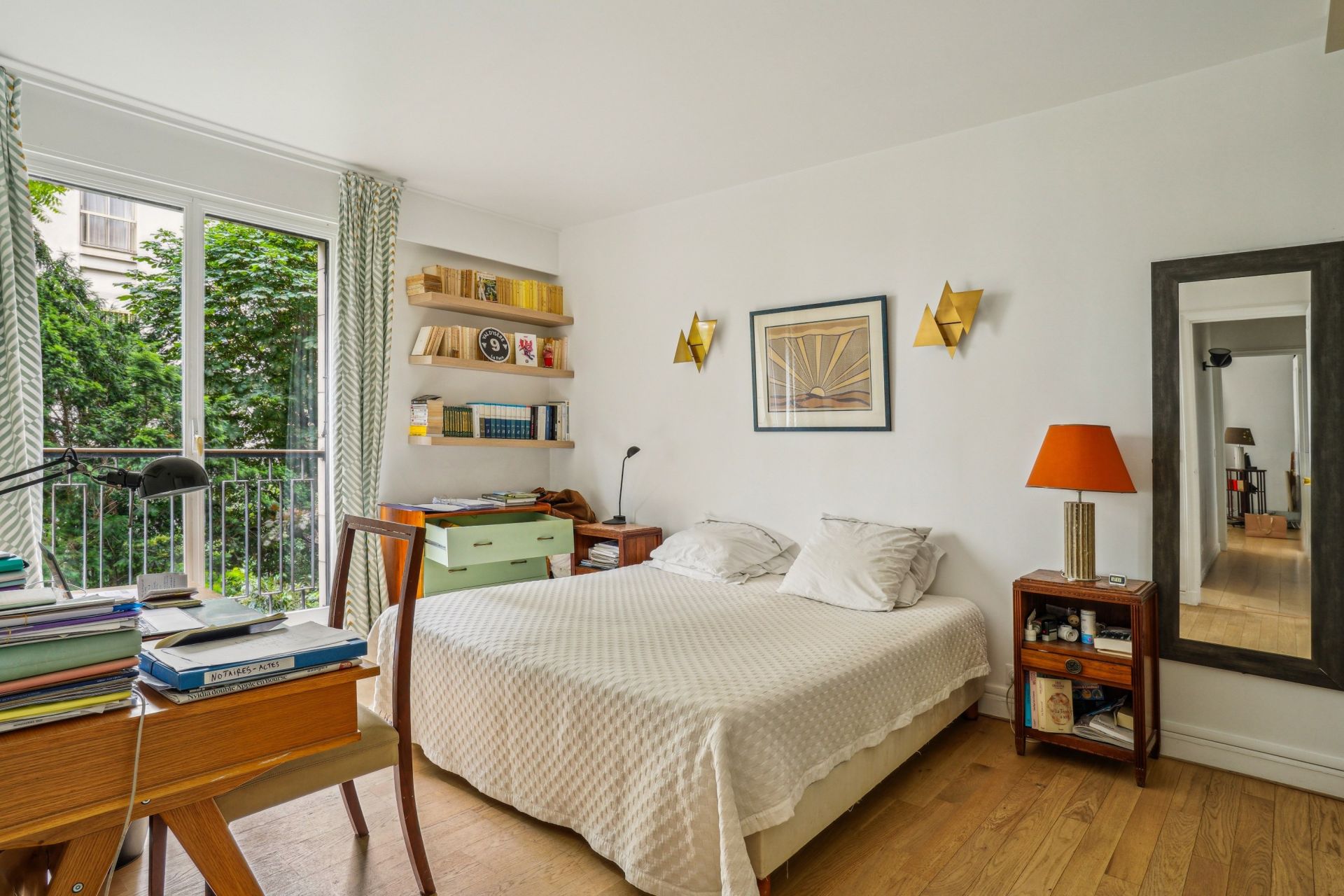 apartment 5 Rooms for sale on PARIS (75016)