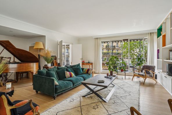 Sale Apartment Paris 16 5 Rooms 156 m²