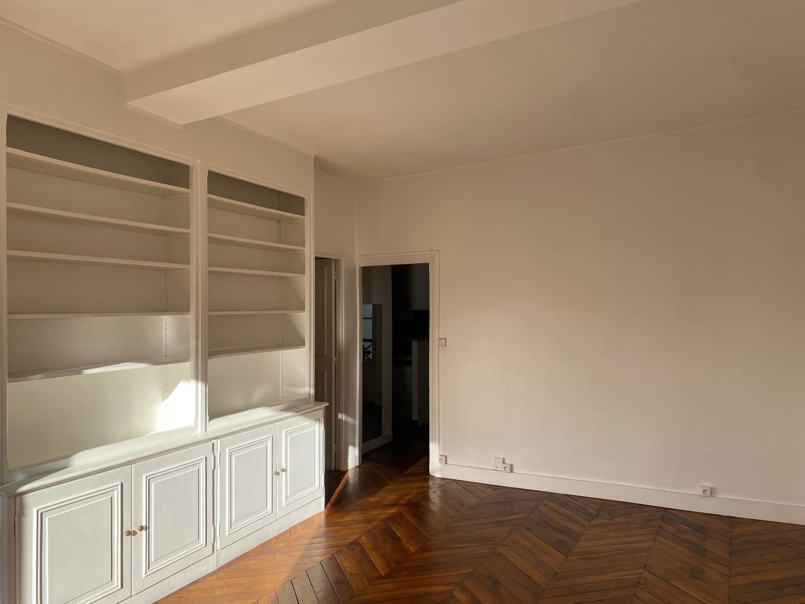 apartment 3 Rooms for rent on PARIS (75007)