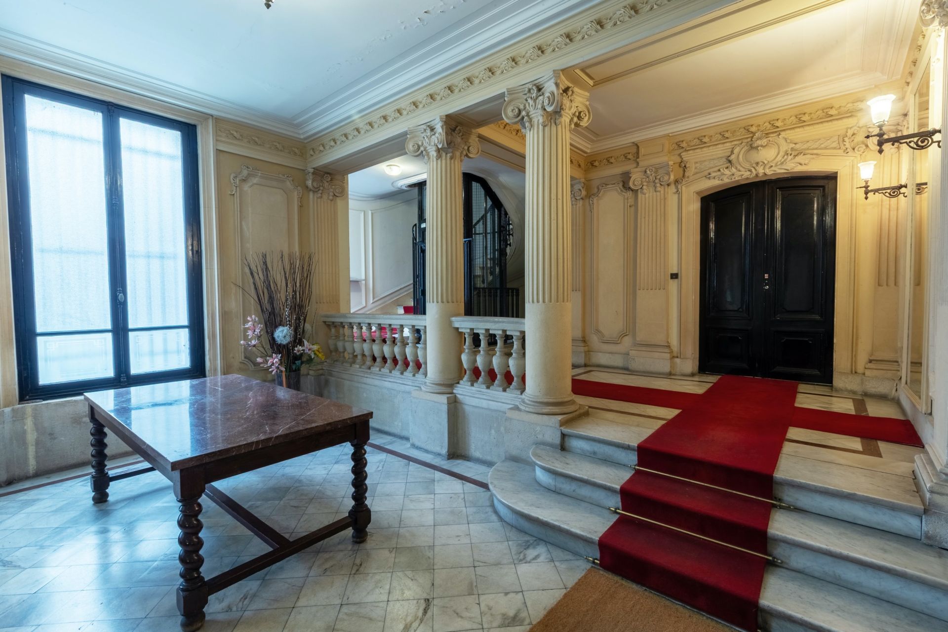 apartment 7 Rooms for sale on PARIS (75007)