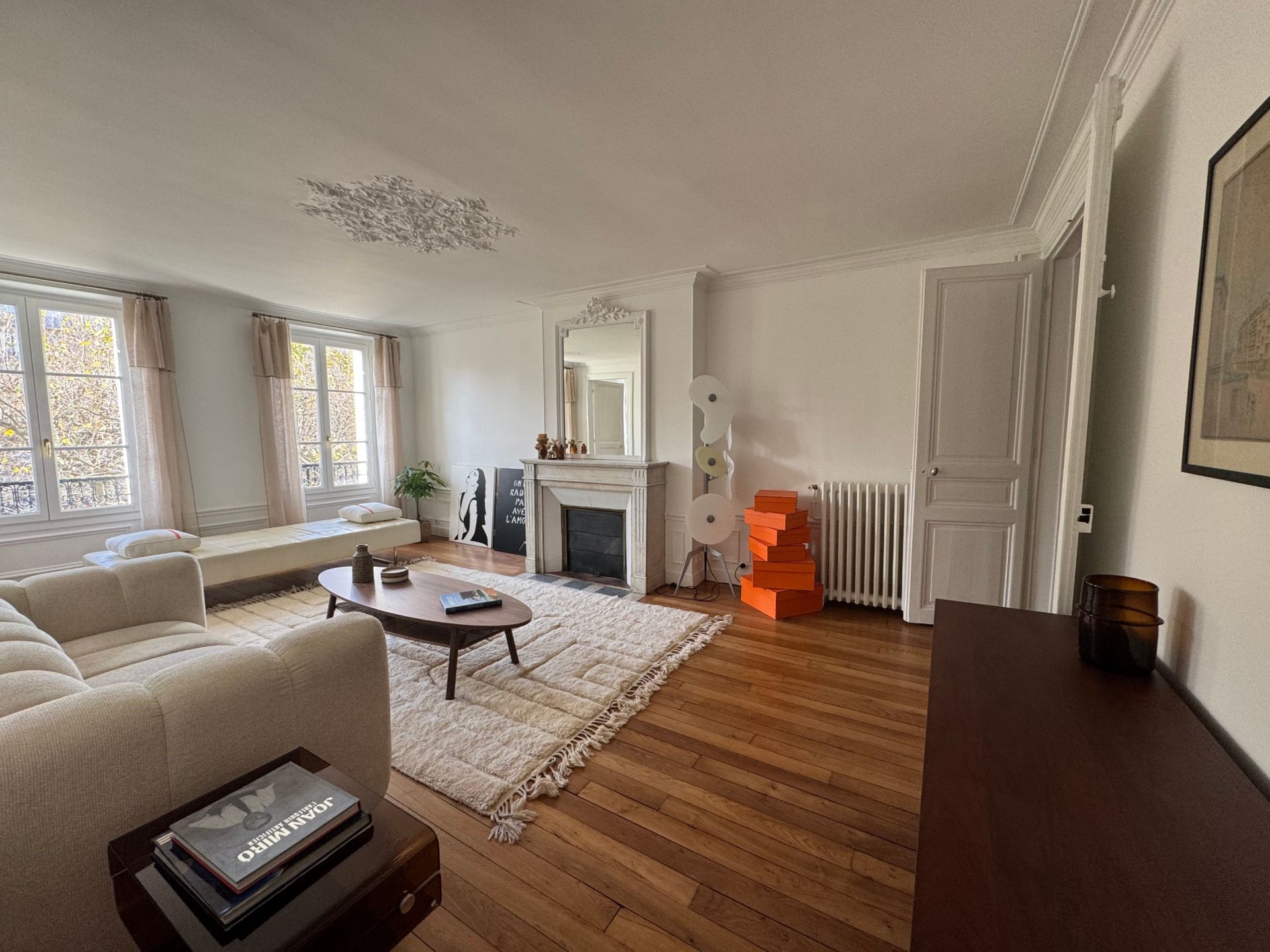 apartment 4 Rooms for rent on PARIS (75007)