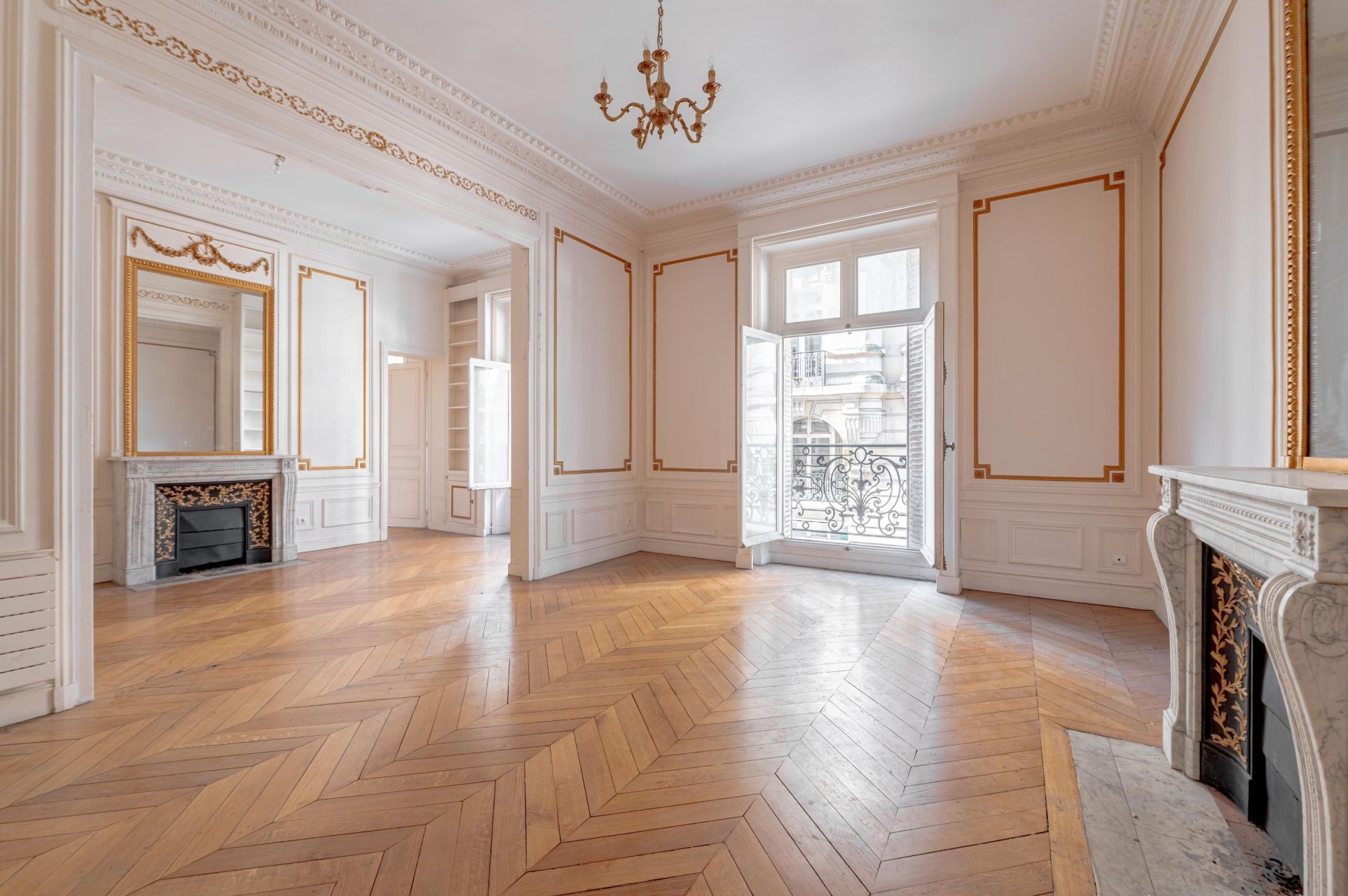 appartement 7 Pièces en vente sur PARIS (75116)