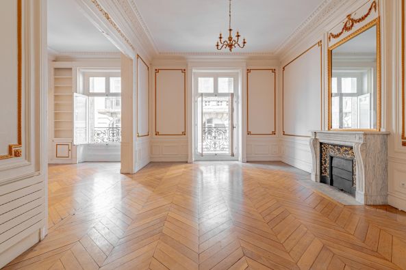 Vente Appartement Paris 16 7&nbsp;Pièces 209&nbsp;m²