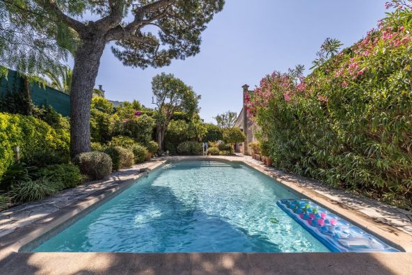 Sale House Saint-Jean-Cap-Ferrat 5&nbsp;Rooms 176.87&nbsp;m²