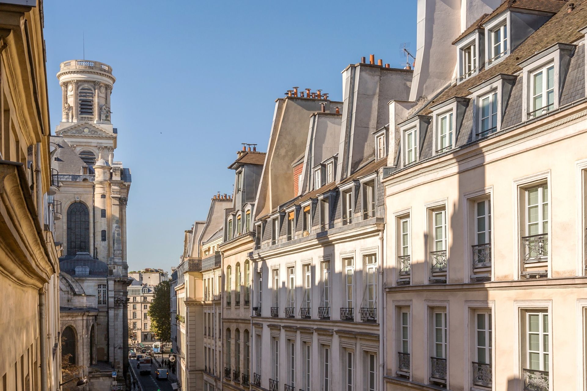 apartment 5 Rooms for sale on PARIS (75006)