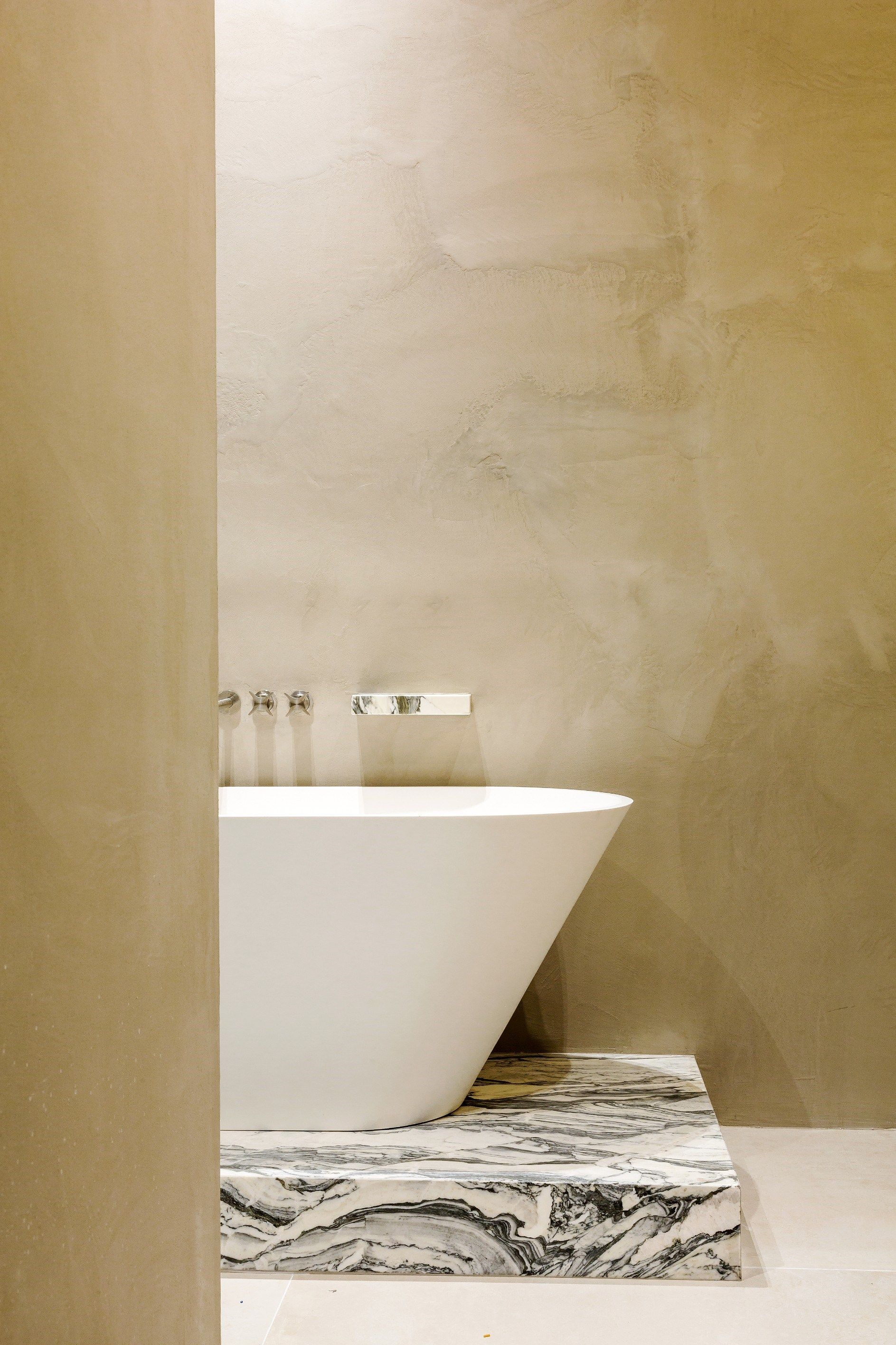 apartment 5 Rooms for sale on PARIS (75006)