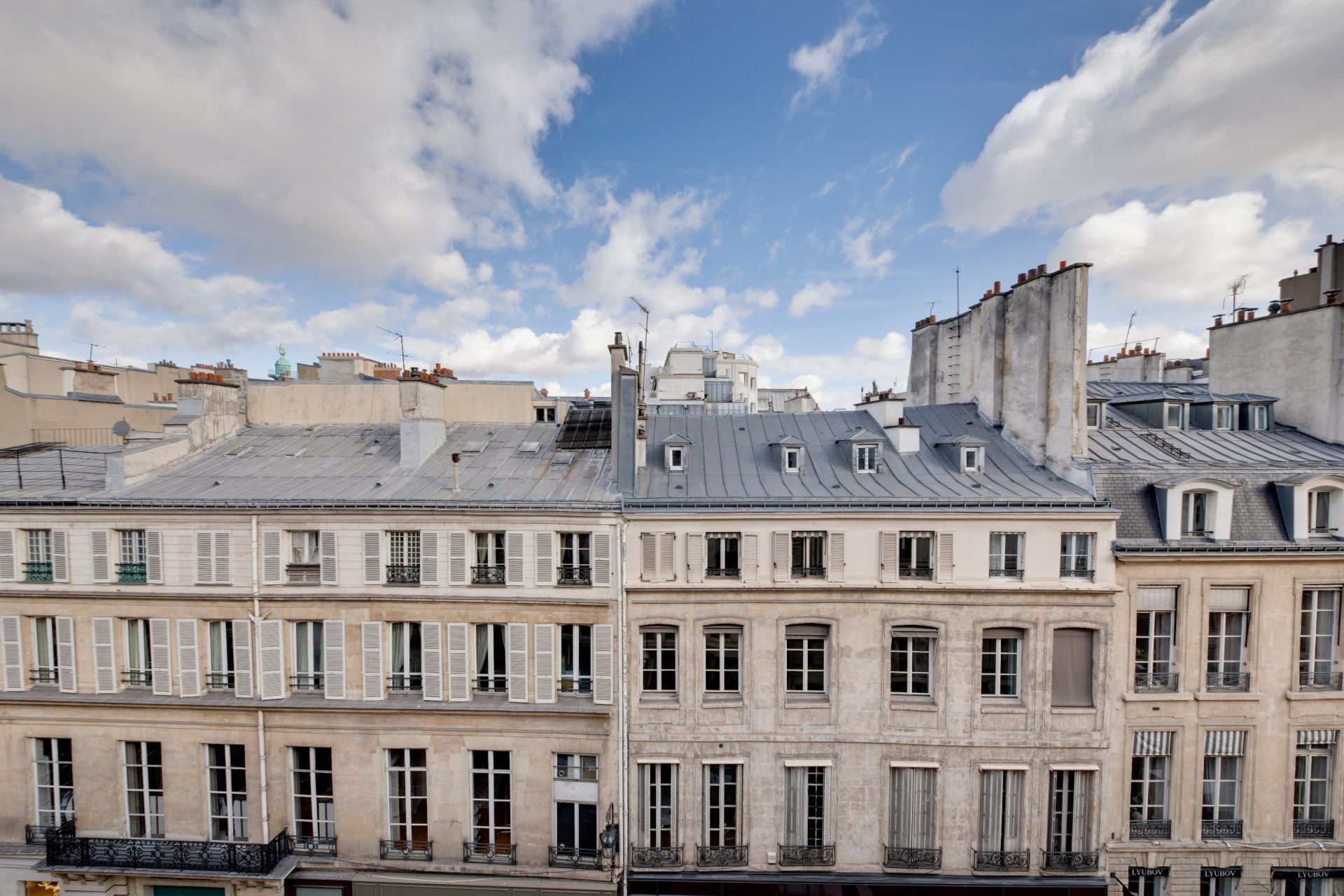 apartment 5 Rooms for sale on Paris (75001)