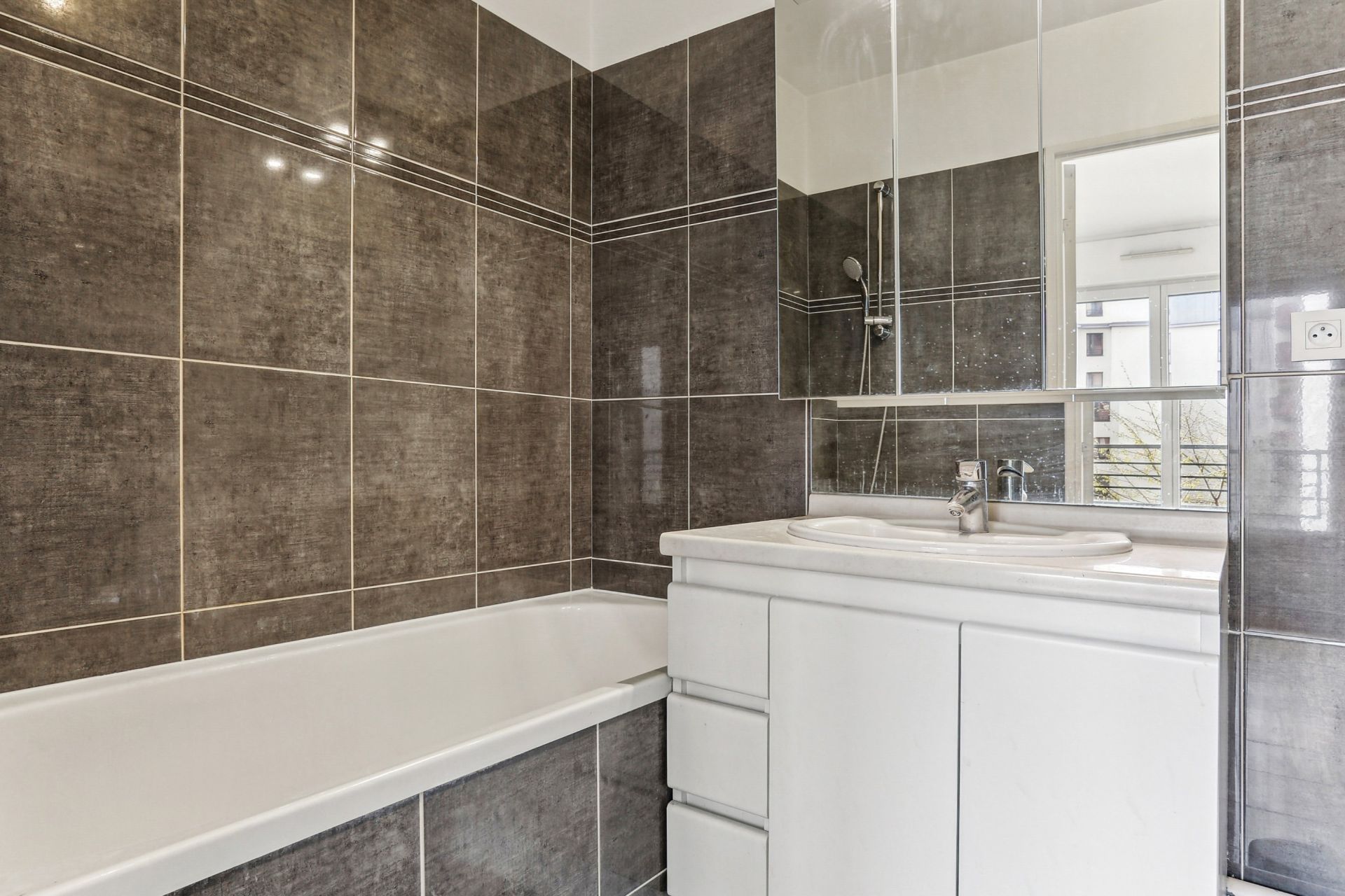 apartment 1 room for sale on BOULOGNE BILLANCOURT (92100)