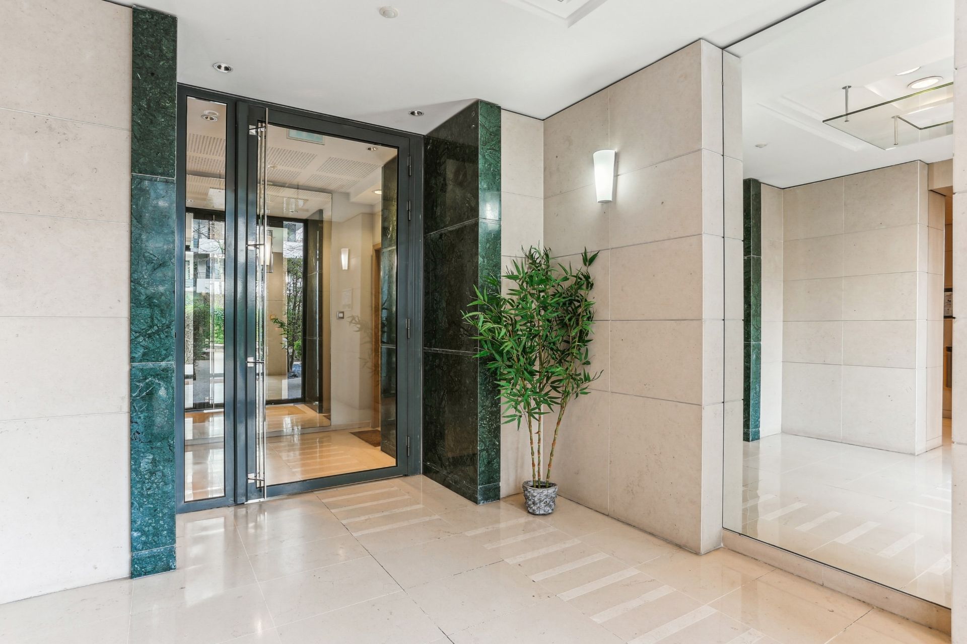 apartment 1 room for sale on BOULOGNE BILLANCOURT (92100)