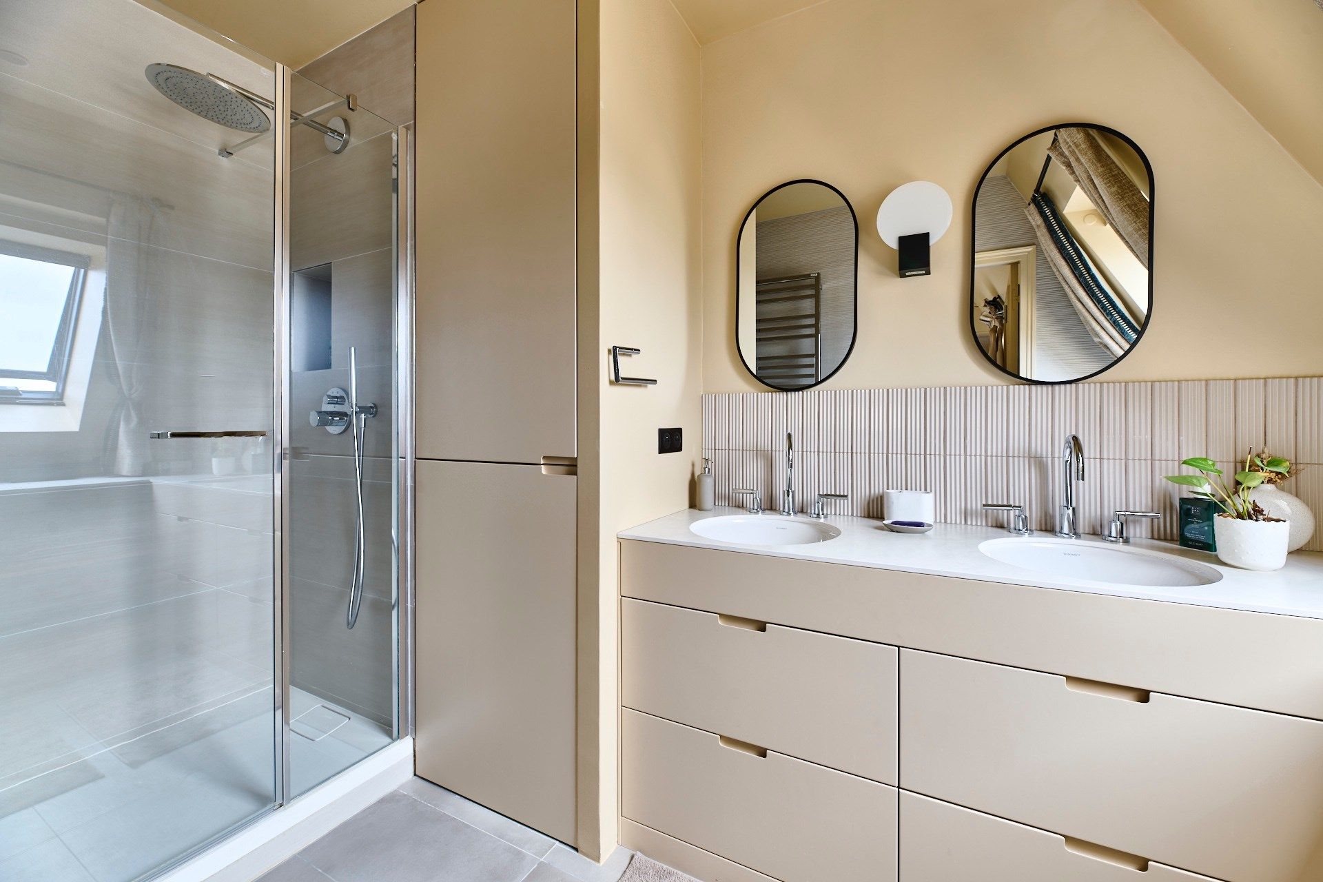 apartment 2 Rooms for sale on PARIS (75008)