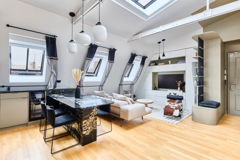 apartment 2 Rooms for sale on PARIS (75008)