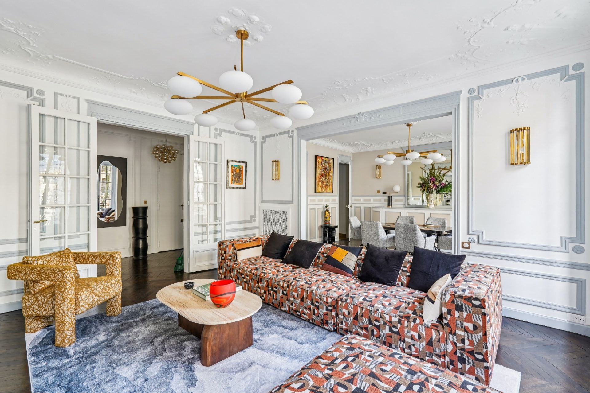 apartment 5 Rooms for sale on PARIS (75007)