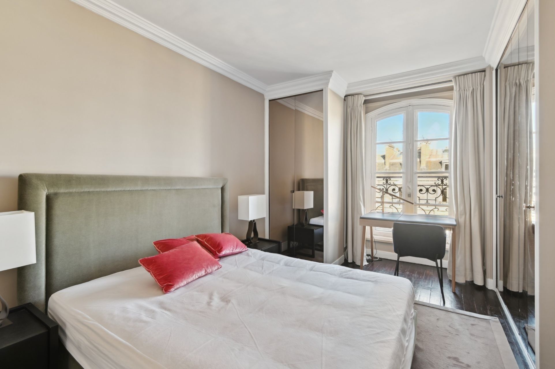 appartement 5 Pièces en vente sur PARIS (75007)