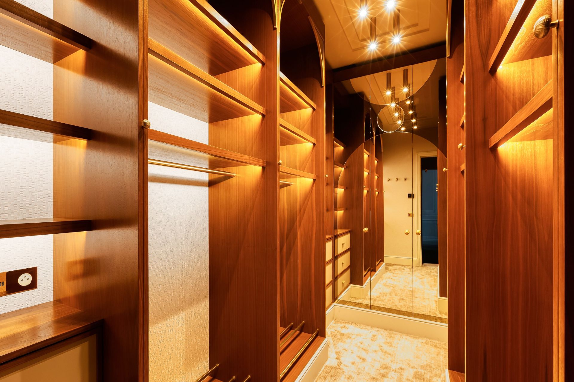 appartement 6 Pièces en vente sur PARIS (75008)