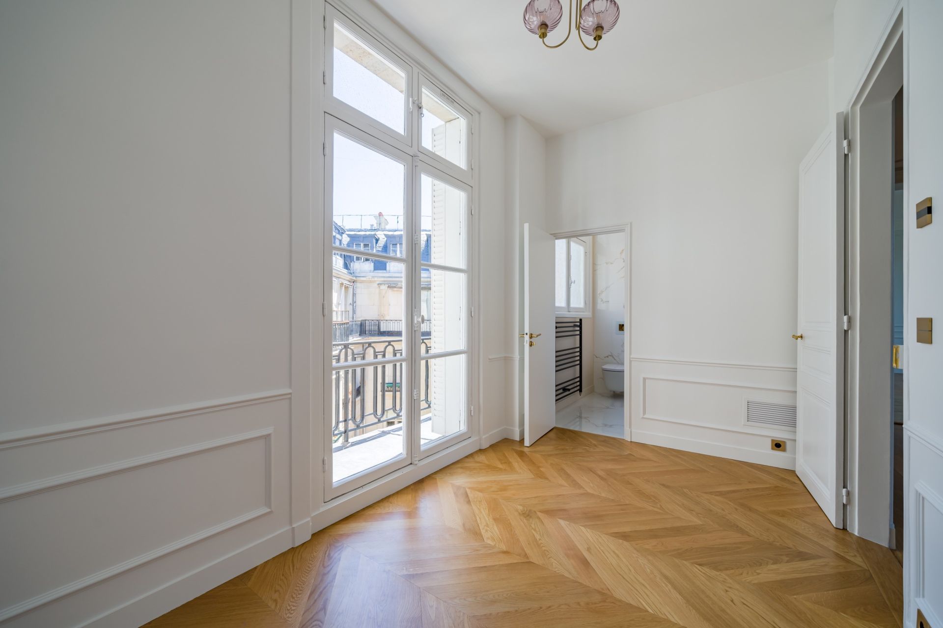 appartement 8 Pièces en vente sur PARIS (75016)