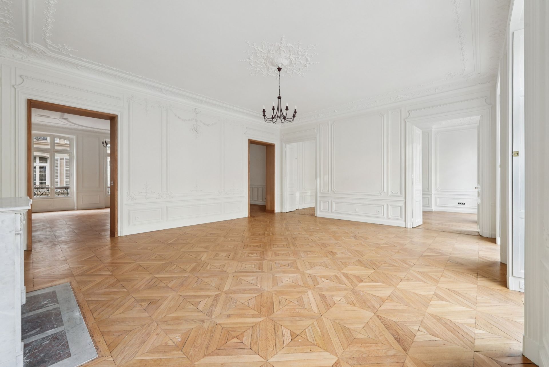 appartement 6 Pièces en vente sur PARIS (75008)